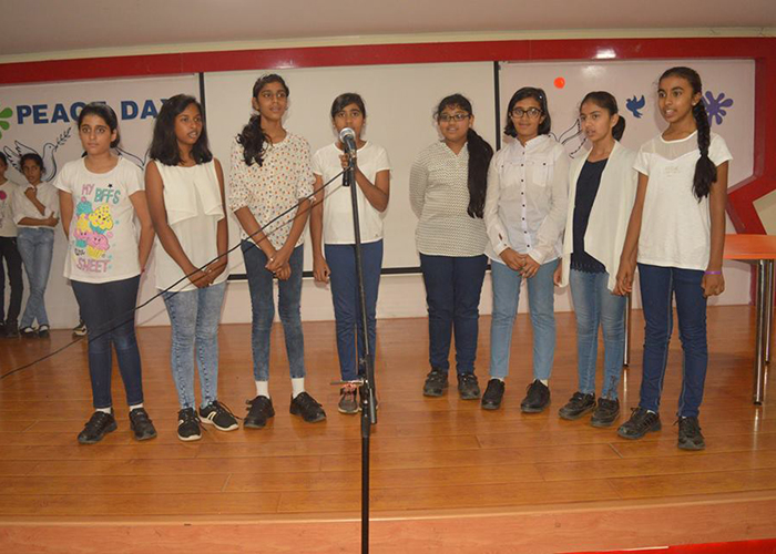Giis Whitefield Students Stand United For Peace In The World