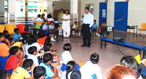 Mr Winston congratulating all the Quiz participants