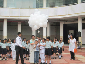 Ms. Punam Singhal, Principal, participating with students